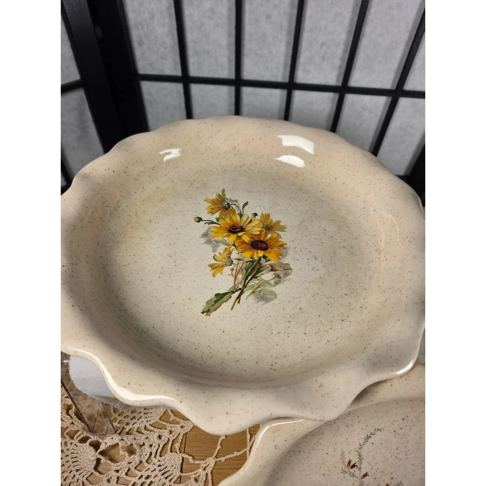 Vintage Speckled Stoneware Pie Plate Set Sunflowers Autumn Leaves Ruffled 1